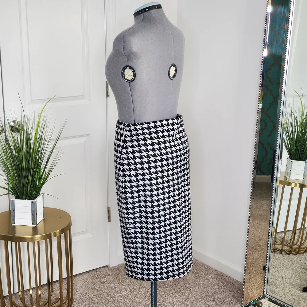 Express Women's Pencil Skirt, Black/White (Size L) - Picture 4 of 8